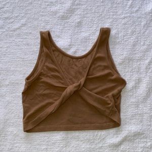 Brown knotted tank